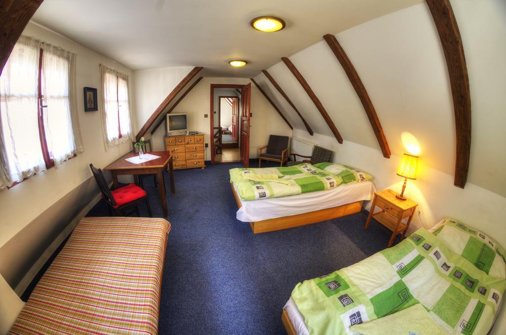 Hotel Novopacké Sklepy Nová Paka Exterior foto