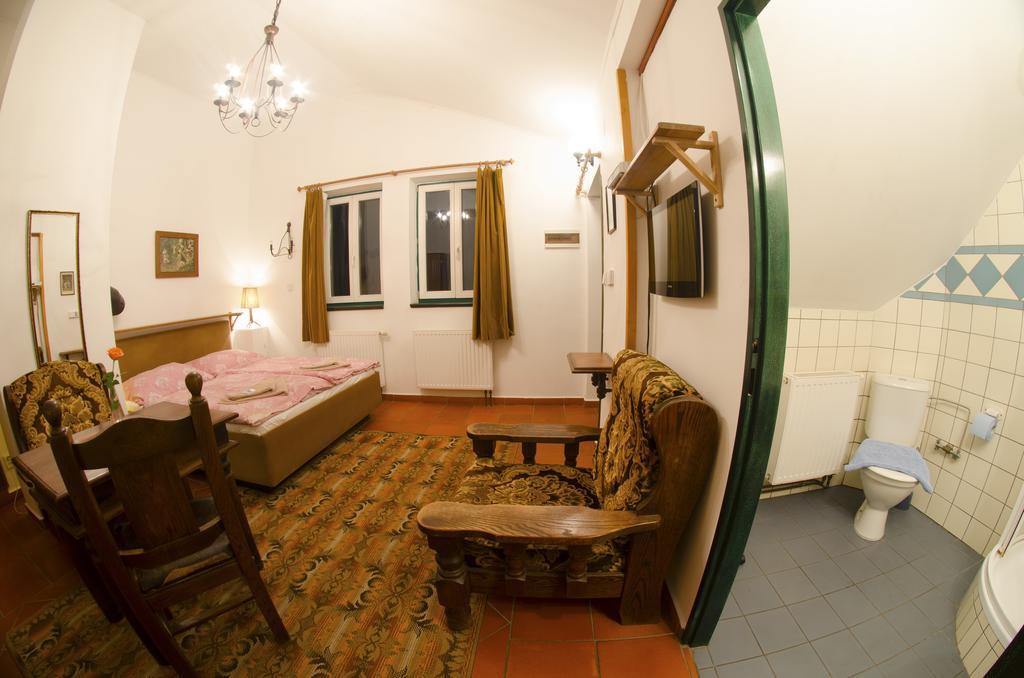 Hotel Novopacké Sklepy Nová Paka Exterior foto