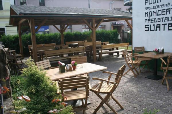 Hotel Novopacké Sklepy Nová Paka Exterior foto